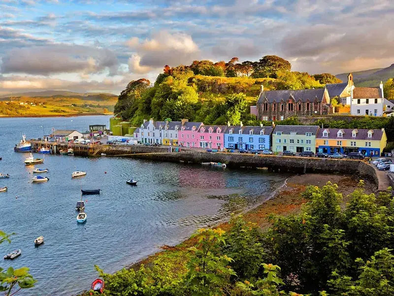 Discover the Isle of Skye Without a Car - Solo Travel Guide